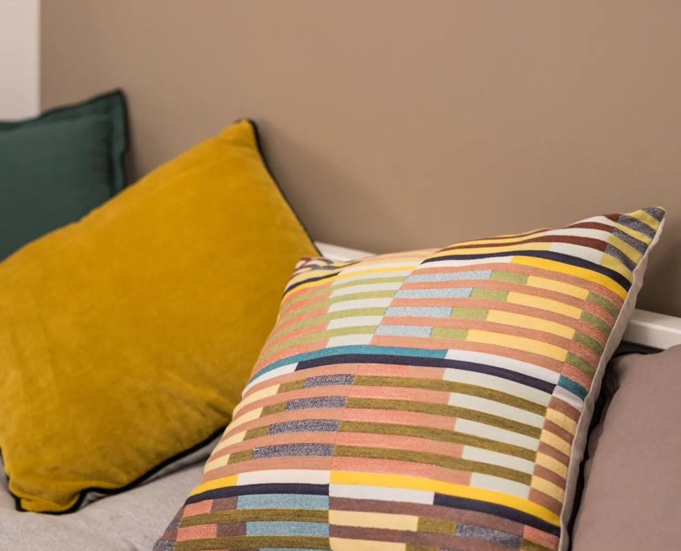 Super Comfort Pisino Street Rome